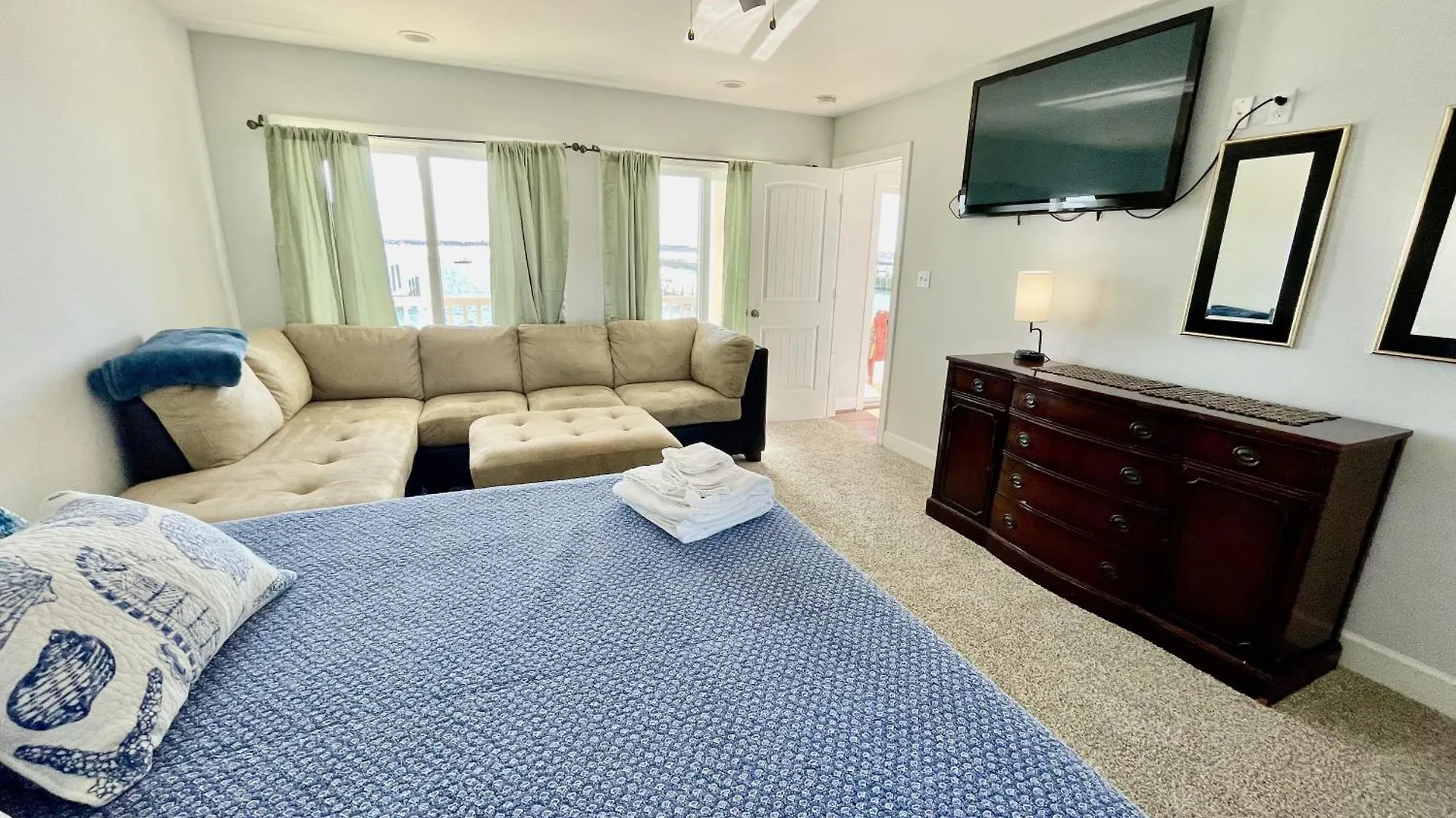 Big Waterfront House With Amazing View And Swim Deck Home Norfolk