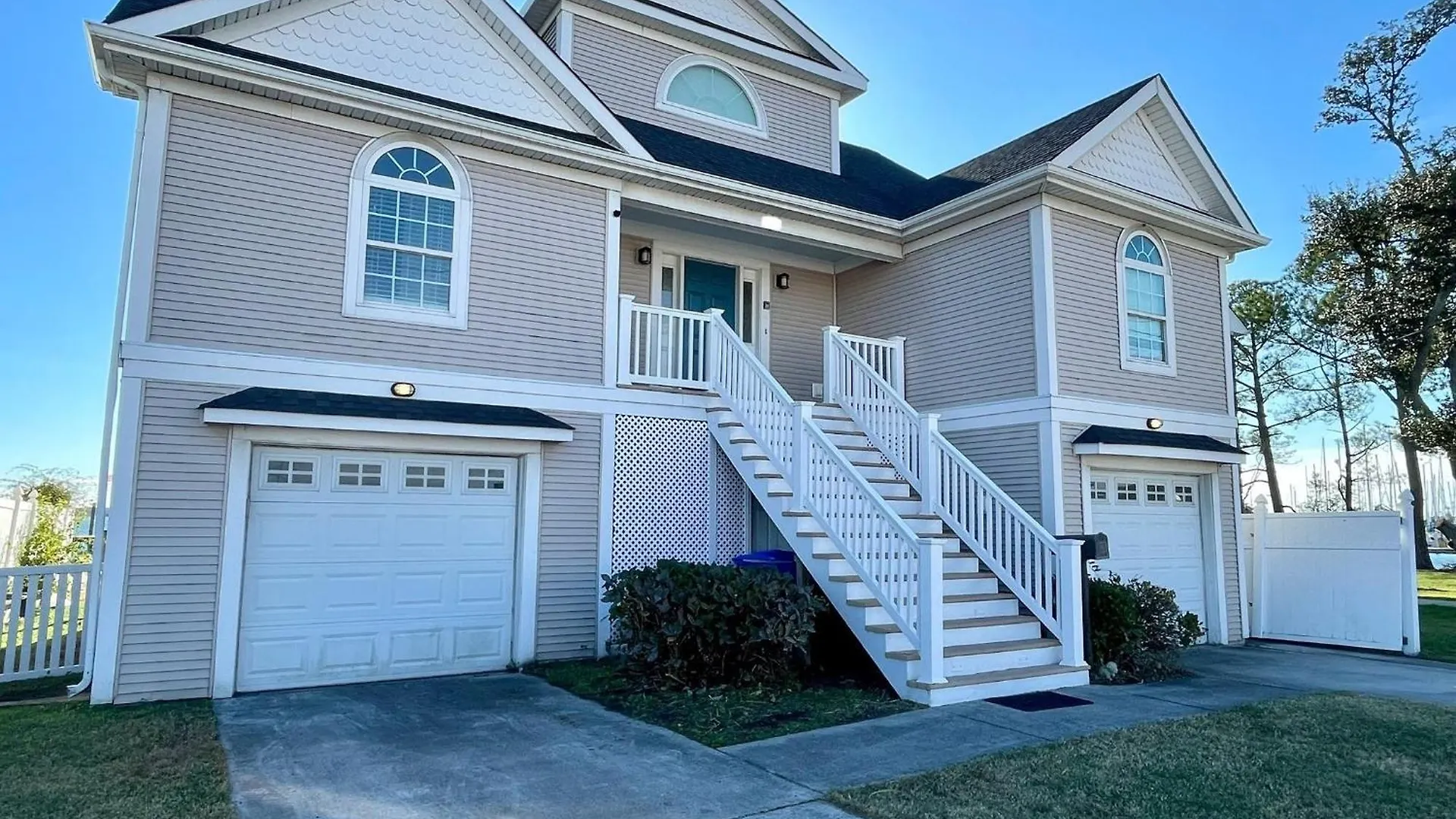 Big Waterfront House With Amazing View And Swim Deck Home Norfolk
